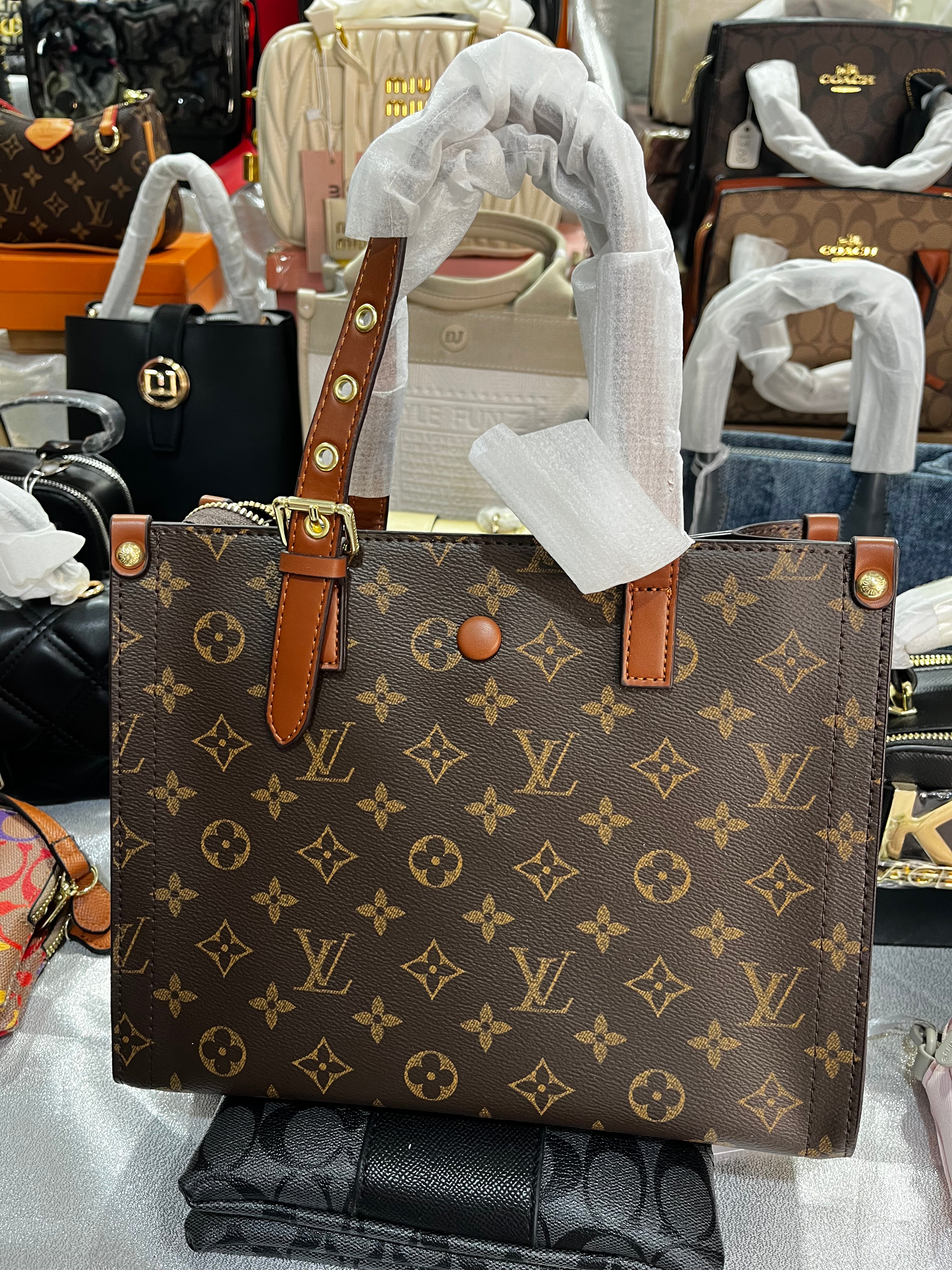 BOLSA LOUIS VUITTON IMPORTADA