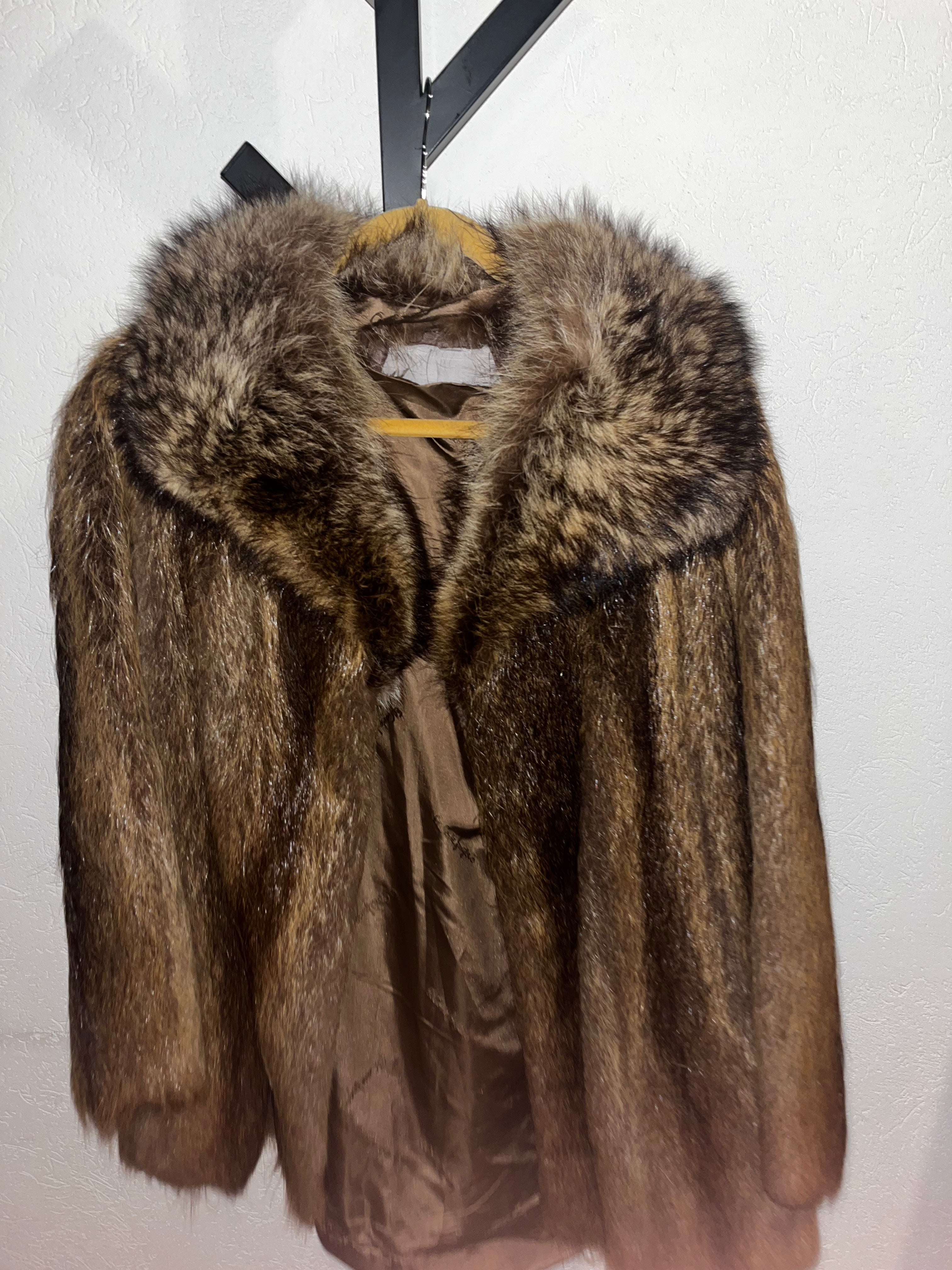 ABRIGO DE PELAJE EUROPEO