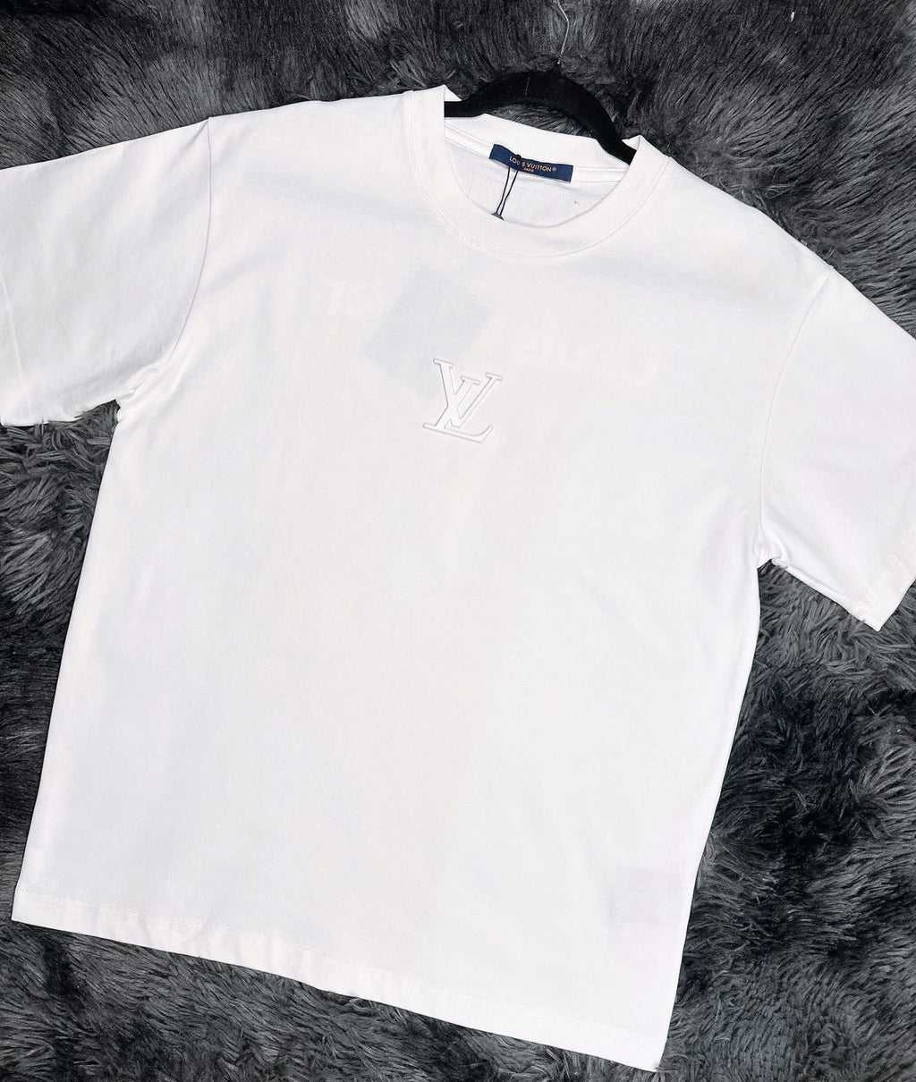 Playera LV