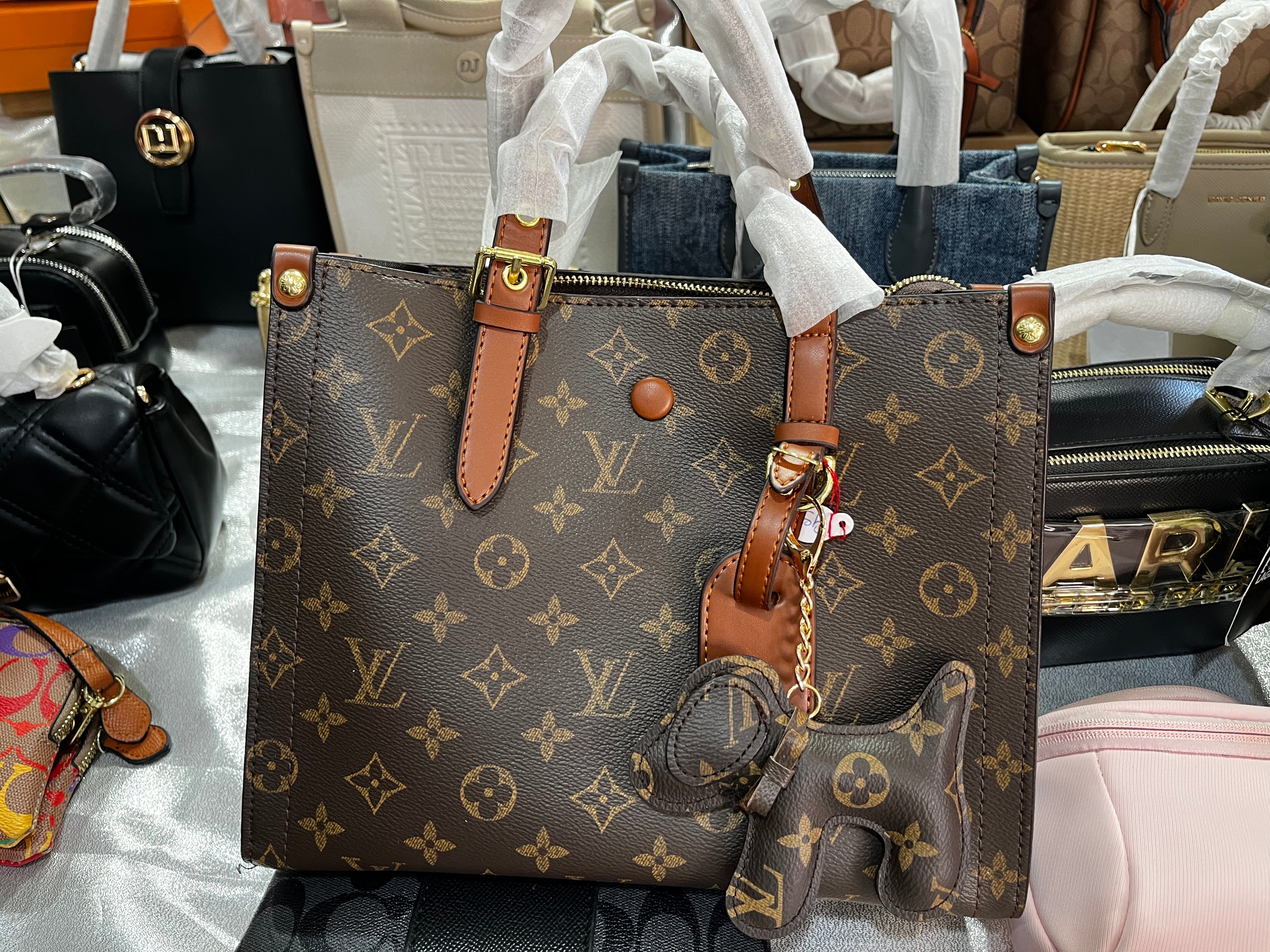 BOLSA LOUIS VUITTON IMPORTADA